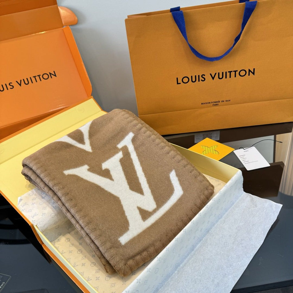 Louis Vuitton Tan & Cream Monogram Scarf — detail