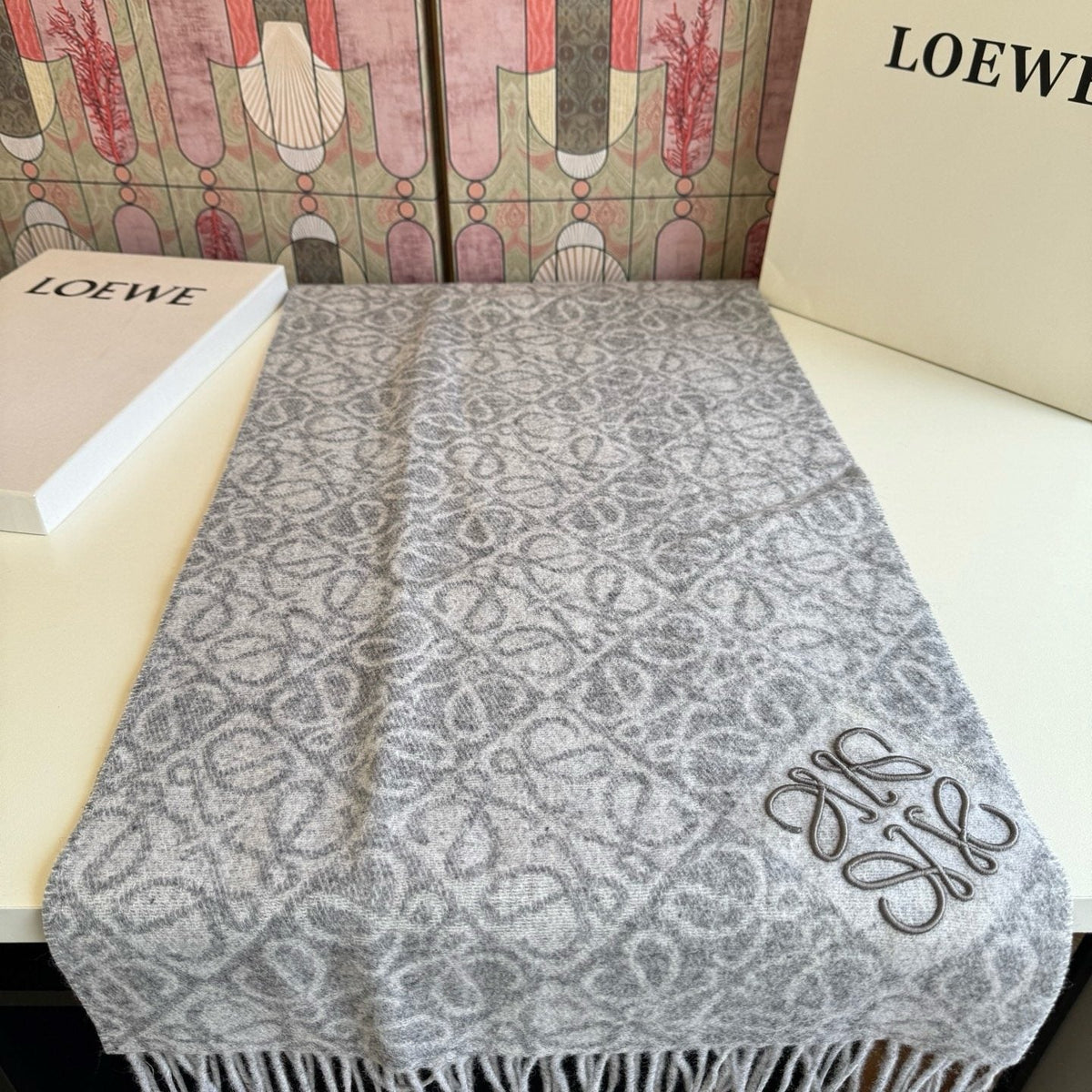LOEWE Fringed Pattern Scarf — detail